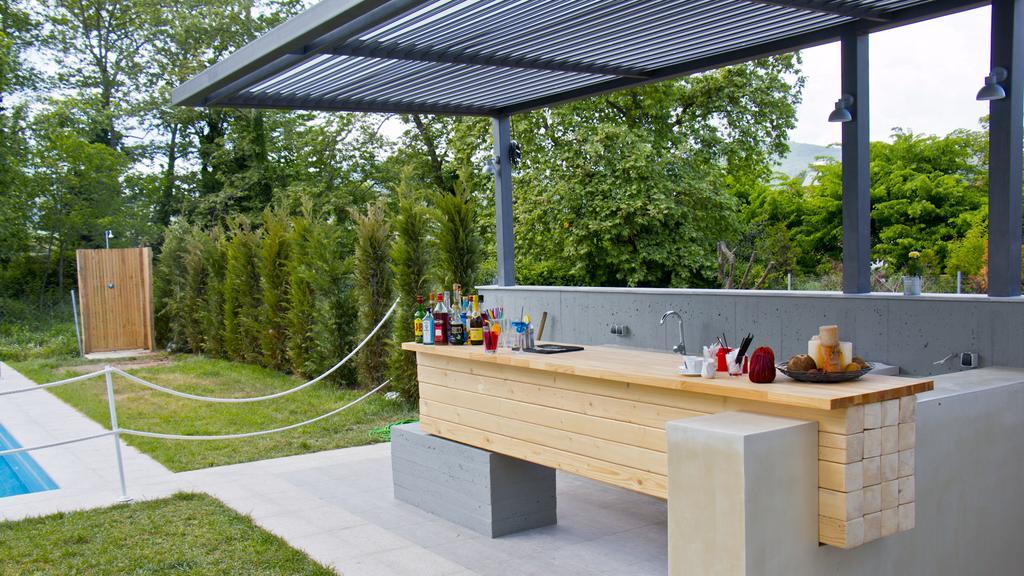 Apartment Aristotelia Gi Ikies - Poolside Retreats