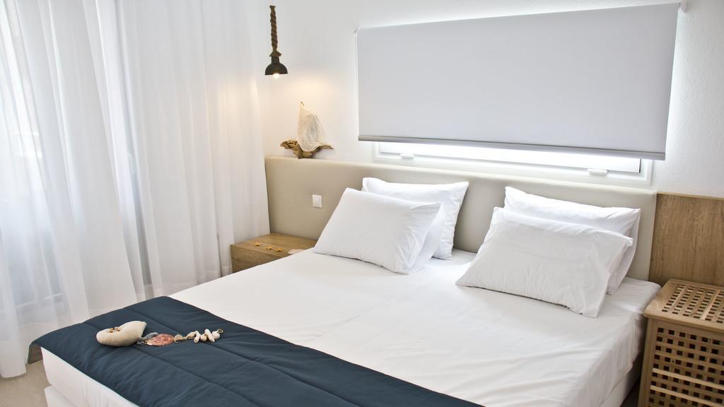 Apartment Aristotelia Gi Ikies - Poolside Retreats